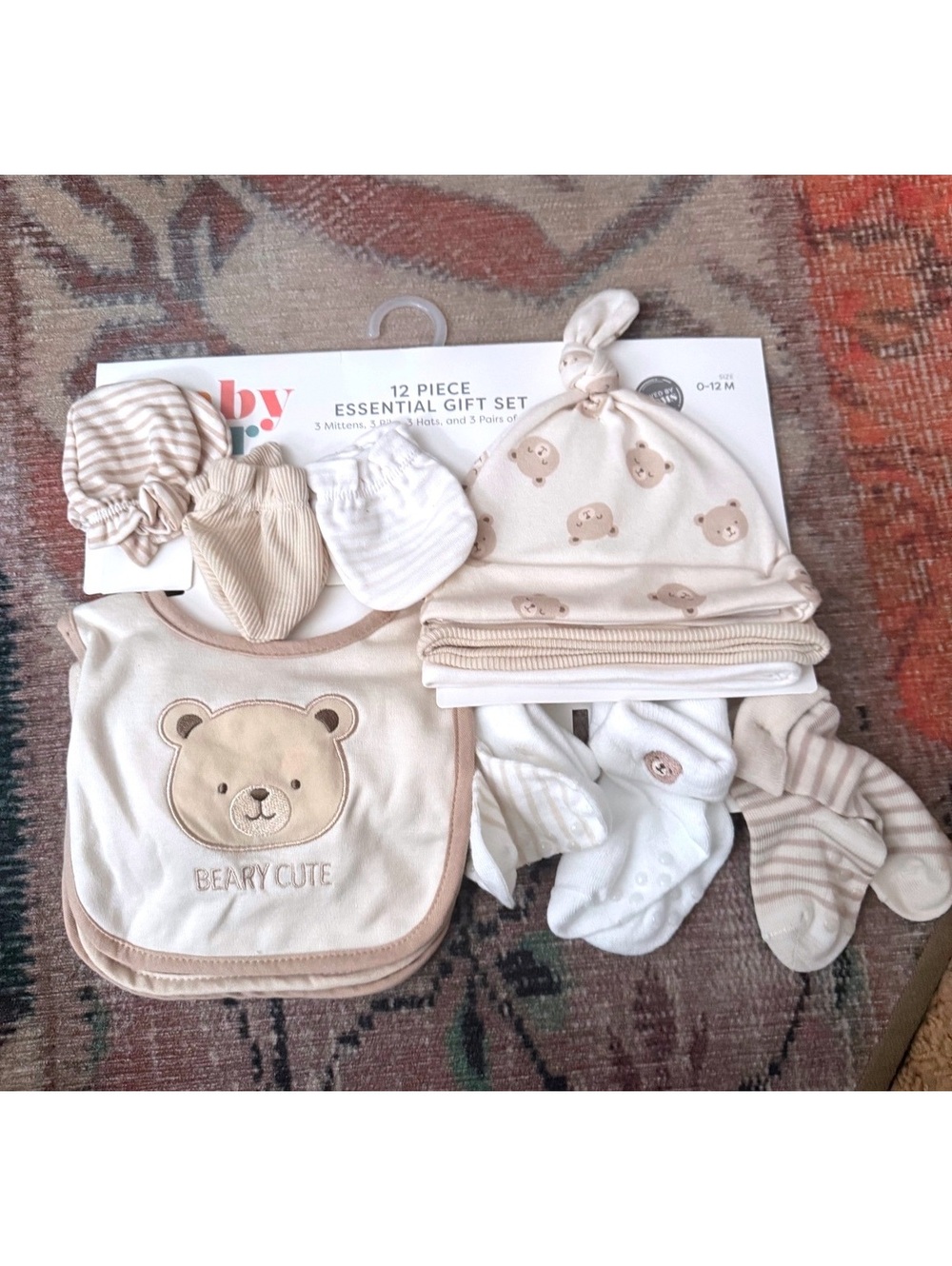 Baby gear 12 lot essential set neutral boy girl bear themed